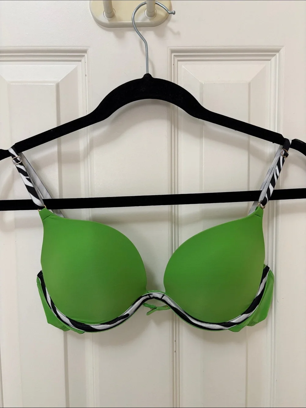 Victoria's Secret Bright Green Push-Up Bra with Zebra-Trim Straps